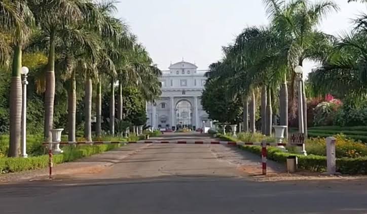 सिंधिया परिवार के संपत्ति विवाद में नया मोड़, 28 जुलाई तक टली सुनवाई